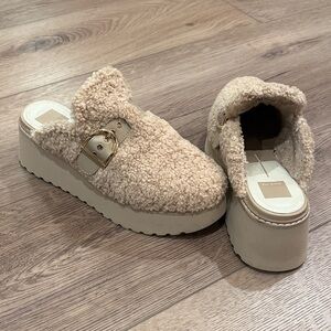 Dolce Vita Beige Fuzzy Platform Mules